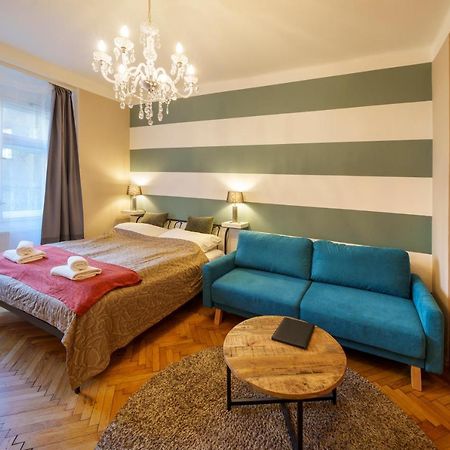 Dlouhá Apartment with balcony Praga Exterior foto