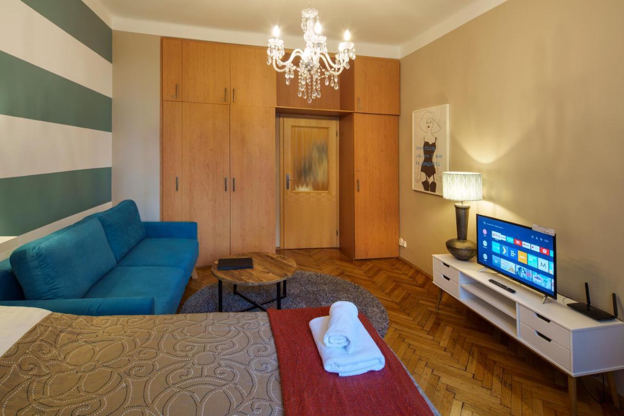 Dlouhá Apartment with balcony Praga Exterior foto